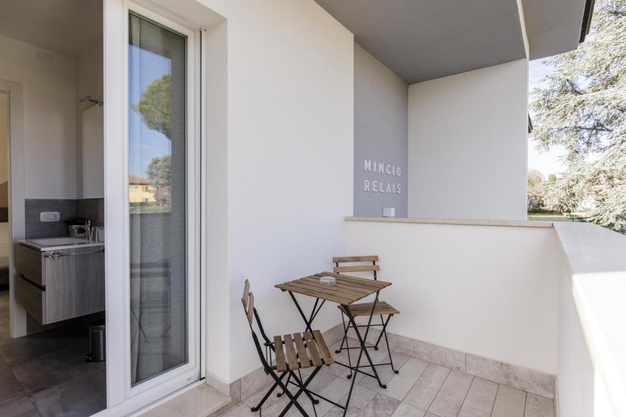 Mincio Relais Bed & Breakfast Castelnuovo del Garda Bagian luar foto